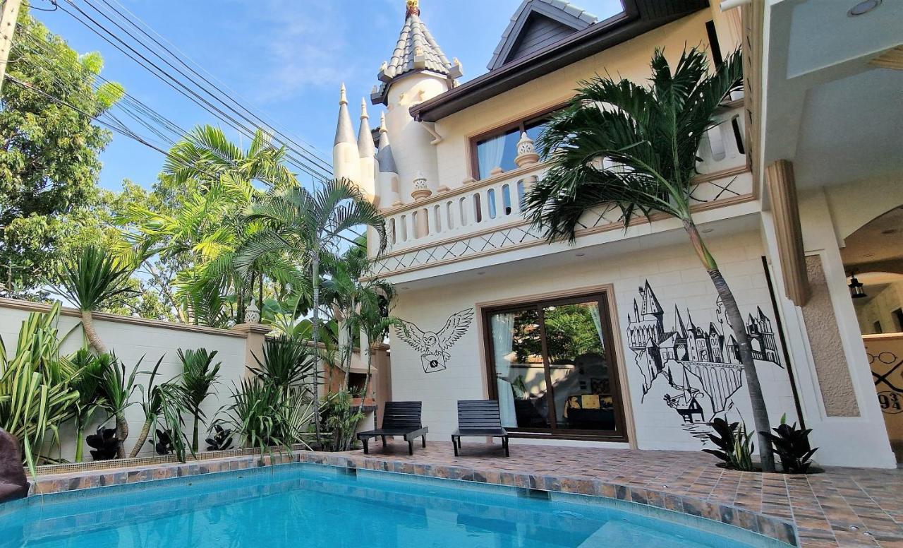 Potterland Luxury Pool Villa Pattaya Walking Street 6 Bedrooms Экстерьер фото