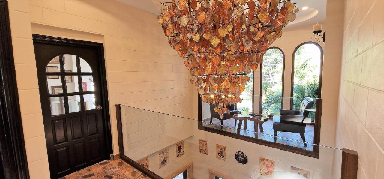 Potterland Luxury Pool Villa Pattaya Walking Street 6 Bedrooms Экстерьер фото