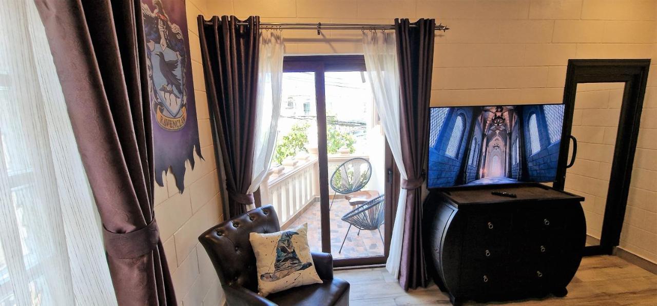 Potterland Luxury Pool Villa Pattaya Walking Street 6 Bedrooms Экстерьер фото